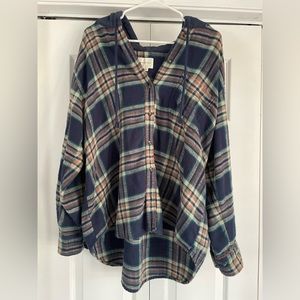 American Eagle Hooded Flannel - Navy - Women’s L